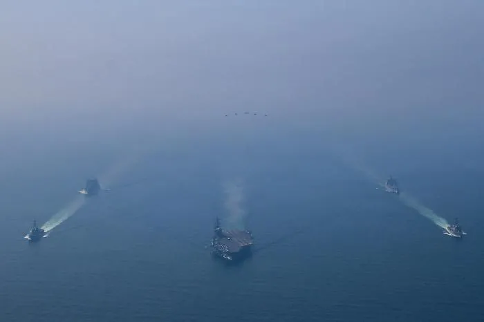 &ldquo;Pronti da sabato&rdquo;: Washington al bivio sull&rsquo;Iran. Preparativi militari avanzati, politica con il fiato sospeso