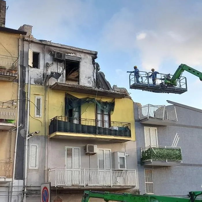 Il dramma di via Carso: raccolta fondi per i coniugi ustionati rimasti senza nulla