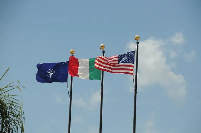 Sigonella, avviso dalla base Usa al personale dopo l'attacco all'Iran: &laquo;Restate vigili, ma l'allerta non cambia&raquo;