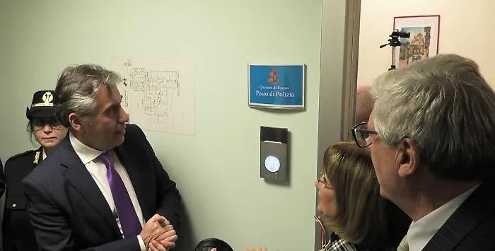 Ragusa, inaugurato il posto di polizia nell'ospedale Giovanni Paolo II
