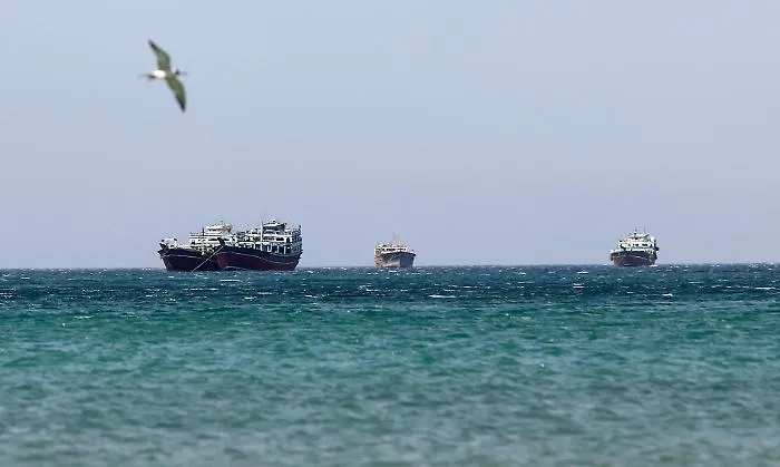 L'onda lunga dei raid in Iran arriva in Italia: prezzo del carburante alle stelle (e non c'entra solo il rialzo del petrolio) 