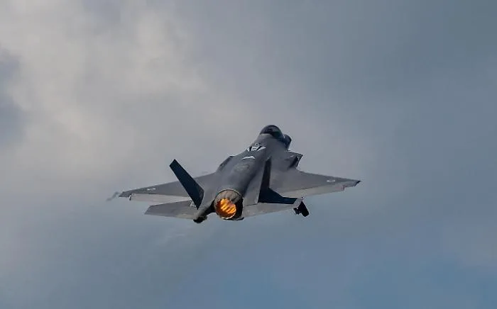 Israele: &laquo;Azzerate le difese aeree e la capacit&agrave; missilistica dell'Iran&raquo; 