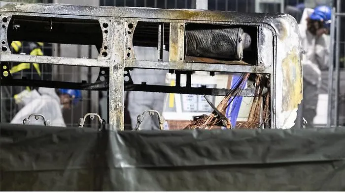 Svizzera, incendio su un bus, diversi morti e feriti