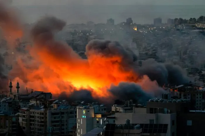 Beirut, il giorno in cui il cielo si &egrave; fatto vicino: Israele colpisce quartieri finora risparmiati