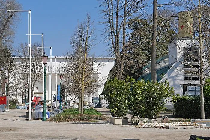 Incendio alla Biennale, coinvolto il padiglione Serbia