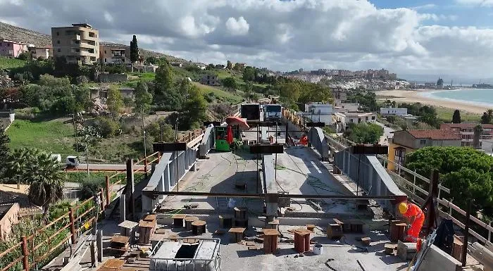 Viadotto Re chiuso dal 23 marzo al 2 aprile per lavori urgenti sulla Ss 115: niente semafori per Pasqua, usare percorsi alternativi