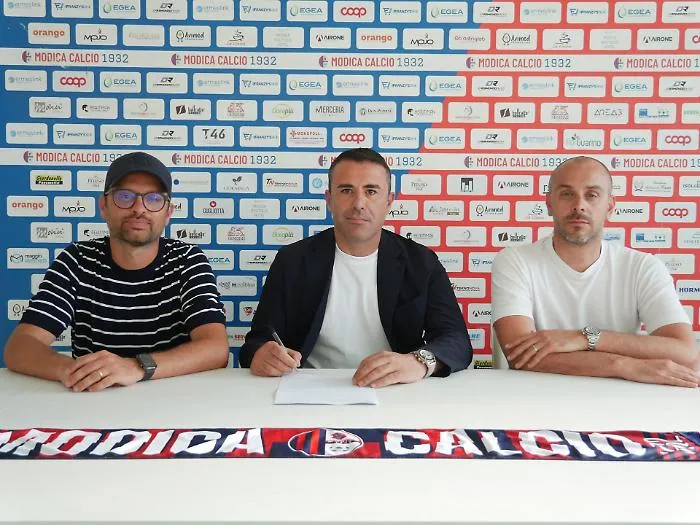 Modica calcio, mister Raciti sar&agrave; il timoniere anche in Serie D