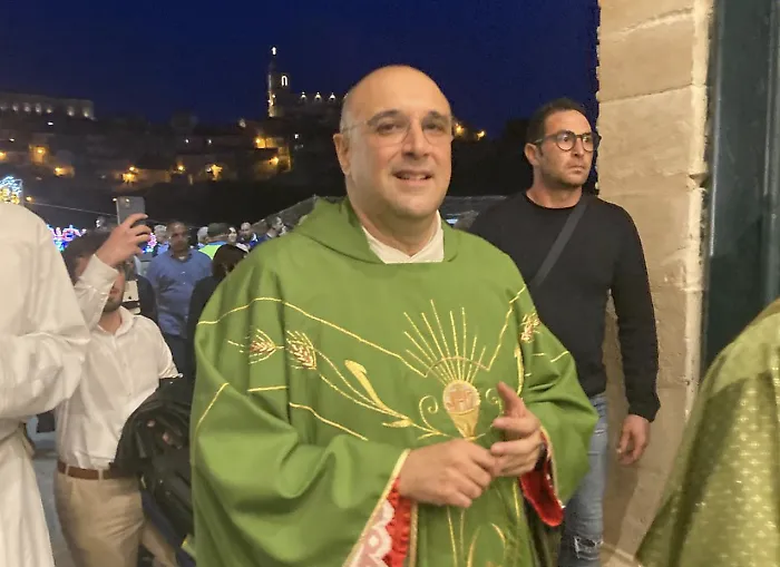 Monterosso Almo ha celebrato i 25 anni di sacerdozio dell'arciprete Innocenzo Mascali