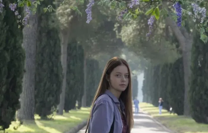 "Qualcosa di lilla", la sfida di Nicole alla bulimia nervosa arriva in tv 