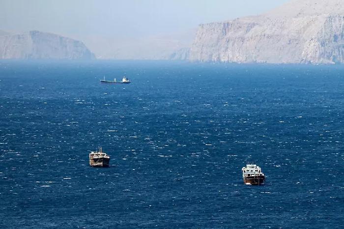 Hormuz resta in bilico: l'Iran chiede un "casello" per le navi in criptovalute con il rischio di nuove chiusure