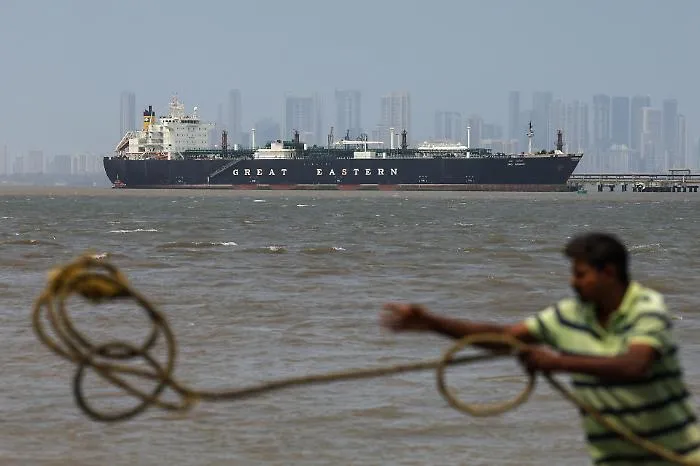 La tregua non "sblocca" Hormuz: solo cinque navi (e nessuna petroliera) l'hanno attraversato 