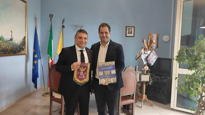 &laquo;Terroni di m&hellip;&raquo;: odio sociale contro il sindaco gelese di Certosa di Pavia  