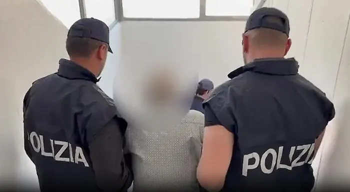 L'ex capo della penitenzia di Bicocca "al servizio" di clan:  arrestato dopo quattro mesi di latitanza 