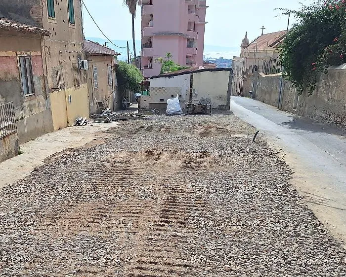 Sgomberata la baracca che impediva le demolizioni
