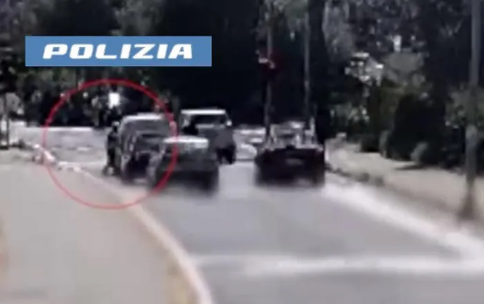 Assalto all'incasso di un supermercato di Catania, due arresti