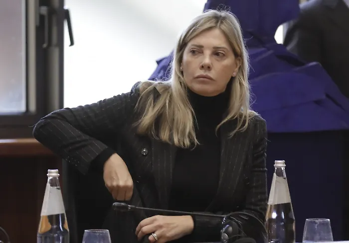 Giusi Bartolozzi torna in toga: tra un incarico a Londra e lo scudo della Consulta