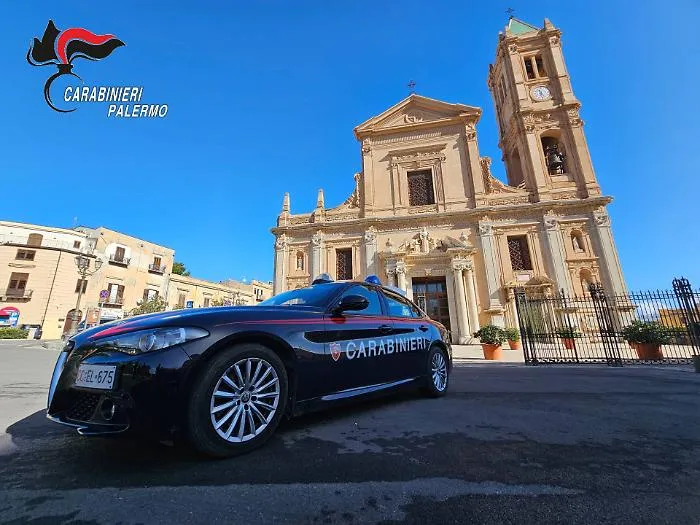 Spaccio coordinato e bombe carta: due operazioni dei carabinieri a Termini Imerese e Trabia