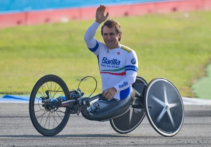 Alex Zanardi, il giorno in cui il tempo si ferm&ograve; al Lausitzring: il crash del 15 settembre 2001 che cambi&ograve; per sempre il motorsport