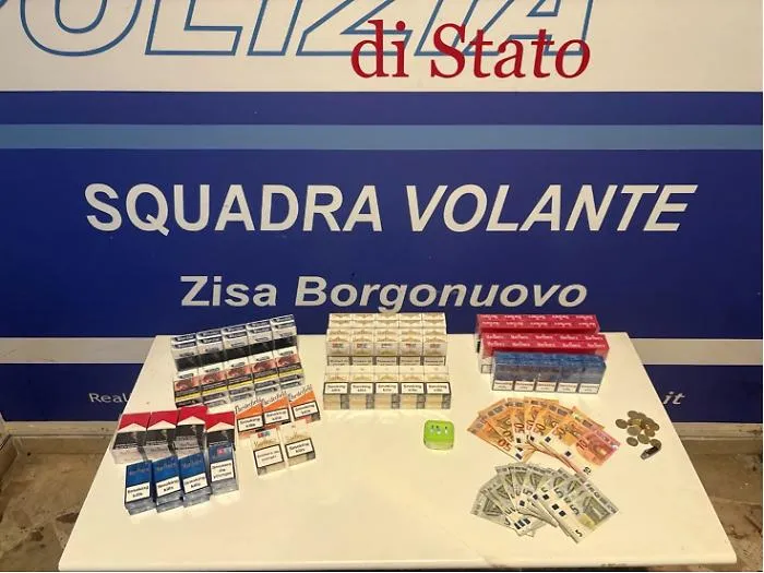 Sigarette di contrabbando e coca dentro un cassetto, una denuncia a Palermo