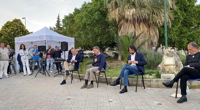 Fontanelle chiama, i candidati rispondono: il quartiere "civile" che sfida i futuri sindaci