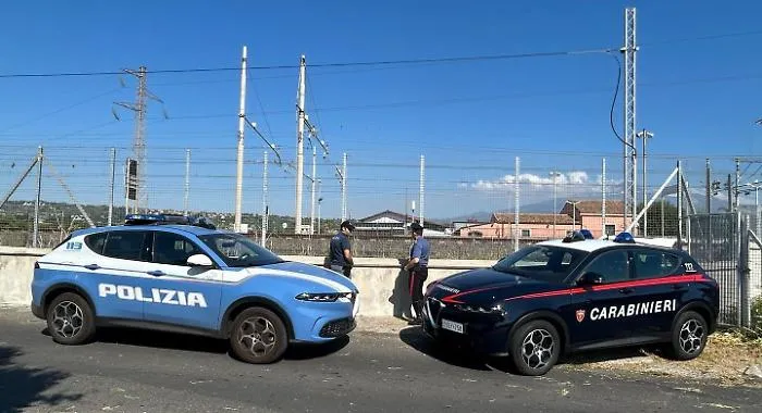 Rapina notturna al bar di un distributore di  benzina di Acireale: arrestato 42enne