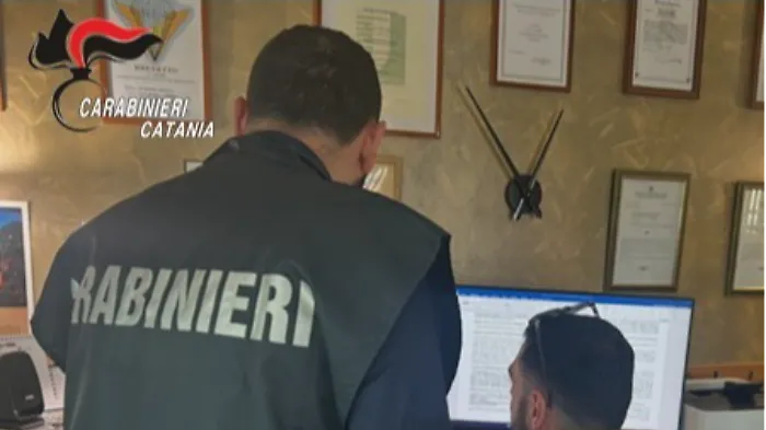 Biancavilla, ha seguito un'anziana dopo avere prelevato la pensione e l'ha aggredita: arrestato per tentata rapina  