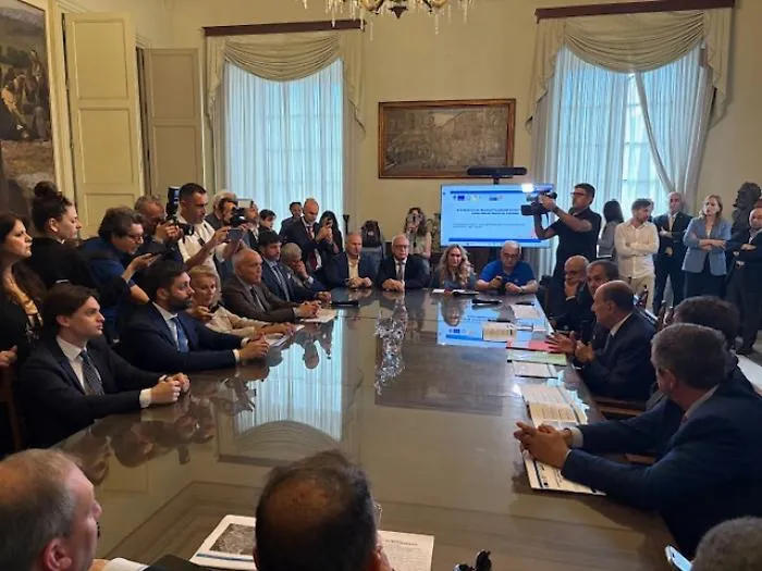 Zona industriale di Catania, partono i lavori da 50 milioni: 50 strade e il verde da rifare, nuova illuminazione