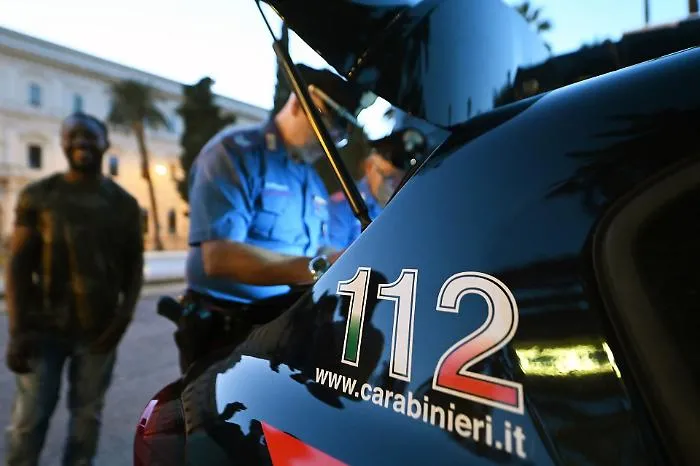 Vile aggressione in bici ad un giovane migrante: colpito a bastonate nell'entroterra di Marsala