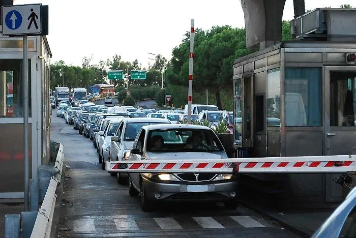 Autostrade, al via i rimborsi per ritardi e cantieri: come funzionano le nuove regole