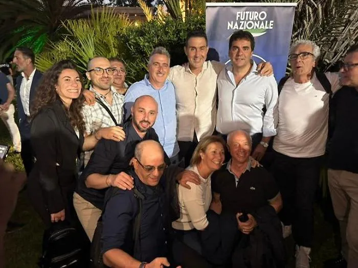 Il generale Vannacci fa proseliti anche in provincia di Ragusa