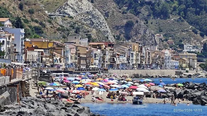Spiagge libere prese d'assalto: "Troppo spazio agli stabilimenti"