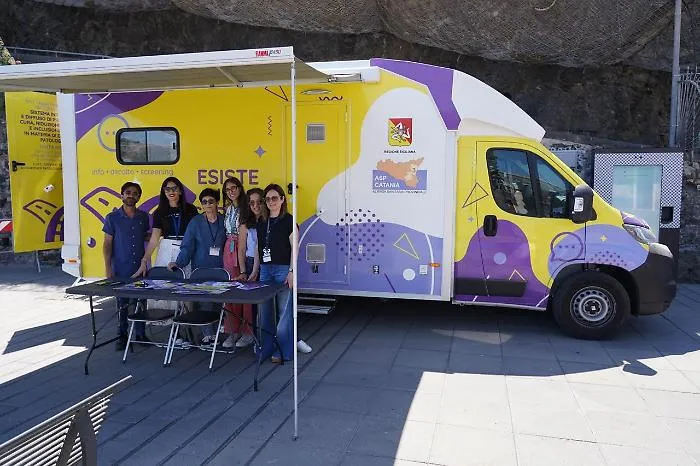 Unit&agrave; mobili Asp di Catania in piazza: boom di partecipazione, 51% di accessi in pi&ugrave; di tabagisti