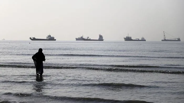 Il Golfo torna a bruciare: scontro diretto tra Washington e Teheran