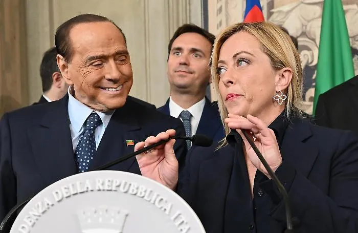 Stragi di mafia, Meloni e l'archiviazione per Berlusconi: &laquo;Spazzati via trent'anni di sospetti infamanti&raquo;