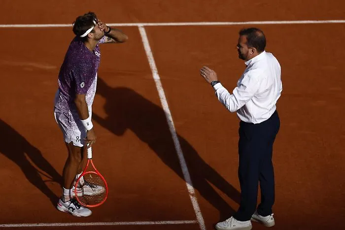 Roland Garros: Cobolli cede al 5&deg; set, Zverev vince il primo slam della sua carriera