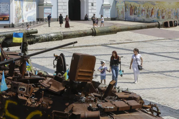 Tensioni e diplomazia: l'impegno dell'Italia per Kiev, i successi militari ucraini e il duro attacco di Mosca