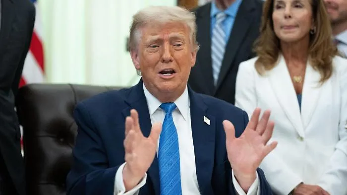 Trump: &laquo;Stasera colpiremo duramente l&rsquo;Iran, annientate difese e capacit&agrave; offensive&raquo;