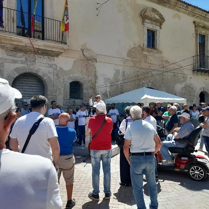 Emergenza acqua a Licata, i cittadini si ribellano: "Esasperati, ora ci rivolgiamo alla Procura"
