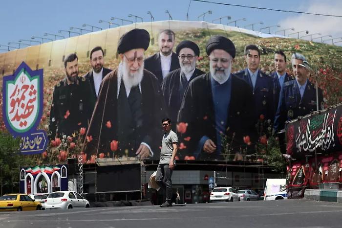 I funerali di Khamenei di sei giorni a Teheran, Qom e Mashhad: sepoltura il 9 luglio