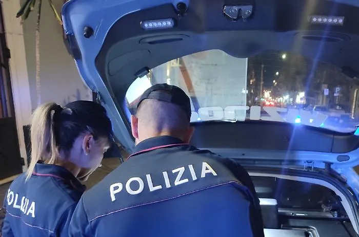 "Vi faccio saltare in aria con la bombola del gas": tossicodipendente arrestato dopo minacce alla famiglia 