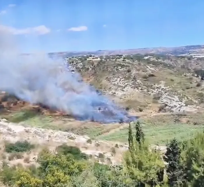 Nuovo incendio nella valle dell'Ippari, probabile innesco doloso a Vittoria