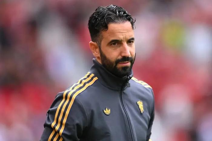 Il Milan batte un colpo: Amorin verso la panchina 