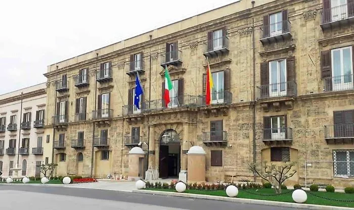 &laquo;Tempo scaduto&raquo; i lavoratori regionali chiedono contratti e risposte alla Regione Siciliana