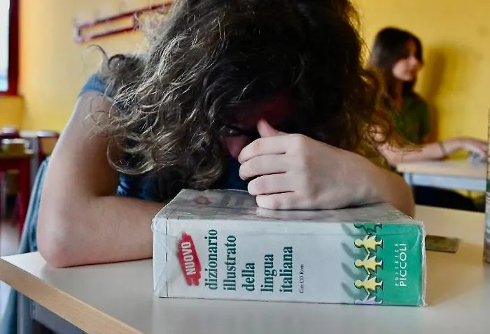 La febbre del pronostico: come le bufale rovinano la vigilia della Maturit&agrave; 