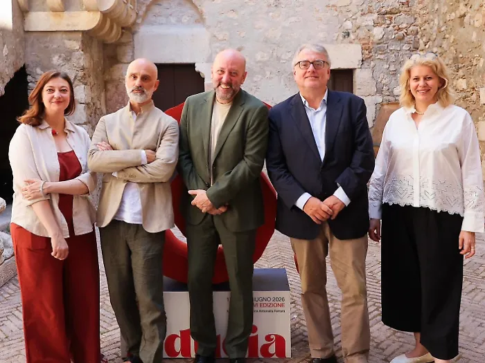 Premio Strega Saggistica, al Taobuk svelata la cinquina dei finalisti