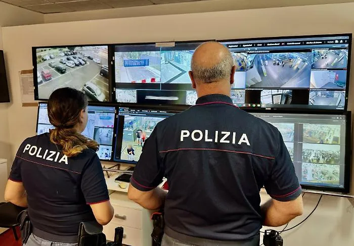 Si imbarca da Catania per Milano con un orologio da 15mila euro rubato ad un passeggero: bloccato all'arrivo