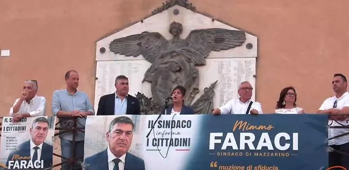 Politica nissena  in frantumi tra corruzione, tradimenti e sfiducie