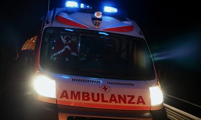 Siracusa: scontro tra moto e bici in viale Epipoli, muore un 48enne