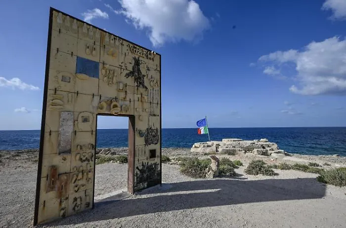 &laquo;Candidiamo la comunit&agrave; di Lampedusa al premio Nobel per la Pace&raquo;: la proposta del Pd all'Assemblea regionale siciliana