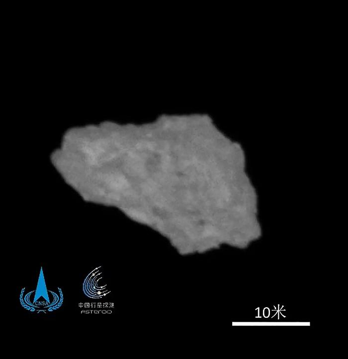 La sonda cinese Tianwen-2 svela la vera natura della nostra "quasi-luna" 